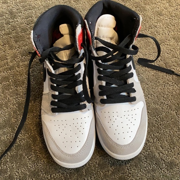 Jordan 1 Mids Smoke Grey - Picture 4 of 5